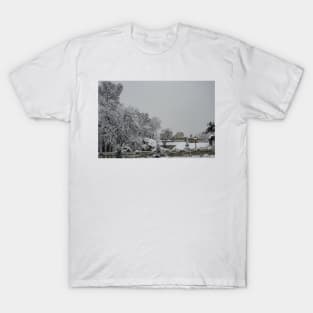 Dundurn Castle and Snow T-Shirt